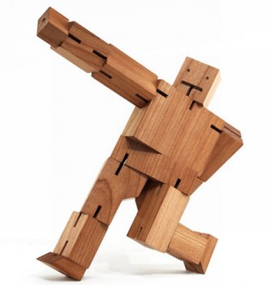 wooden-robot-man_4.jpg wooden-robot-man_4.jpg