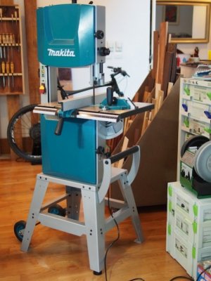 makita lb1200f 1.jpg