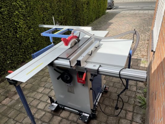 HBM 1600 paneelzaag/zaagtafel met roltafel | Woodworking.nl