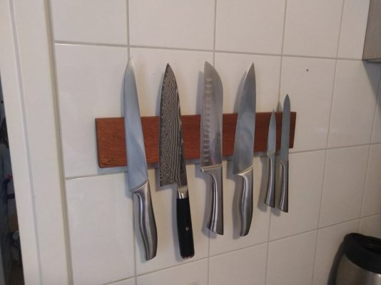 messenhouder.jpg messenhouder.jpg