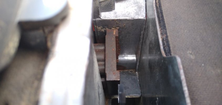 spouwmes blok foto (1).jpg spouwmes blok foto (1).jpg
