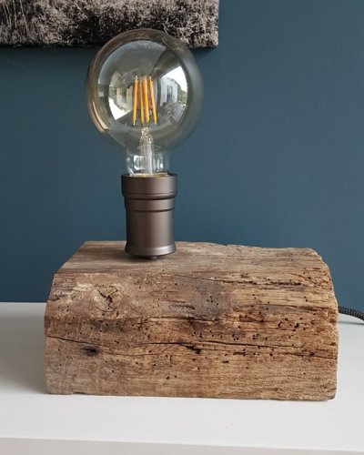 vervaldatum alleen Basistheorie Lamp op eiken blok | Woodworking.nl