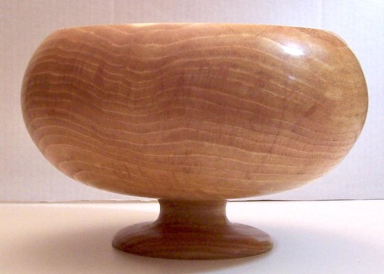 Honey Locust large goblet.jpg Honey Locust large goblet.jpg