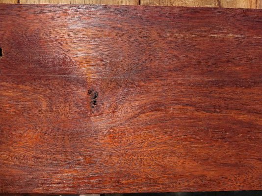 hout_06.jpg hout_06.jpg