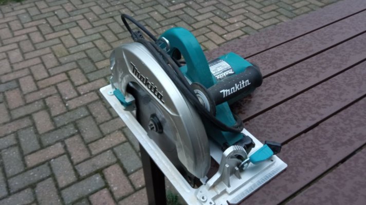 verkiezen hoe Sicilië TE KOOP: Makita HS0600 handcirkelzaag,100mm zaagdiepte | Woodworking.nl