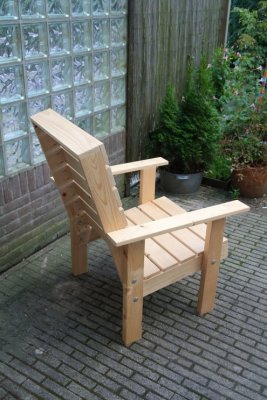 tuinstoel 2.jpg tuinstoel 2.jpg
