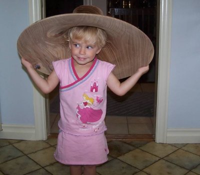 a big hat.jpg a big hat.jpg