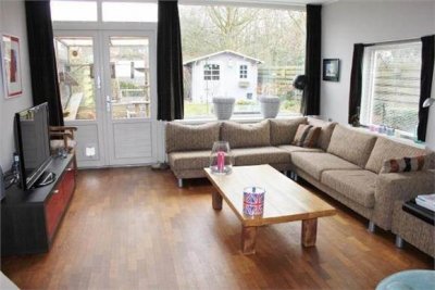 Woonkamer binnen.jpg Woonkamer binnen.jpg
