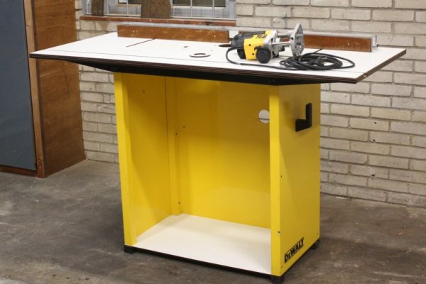 Frees-tafel-overzicht-01-1200x800.jpg Frees-tafel-overzicht-01-1200x800.jpg