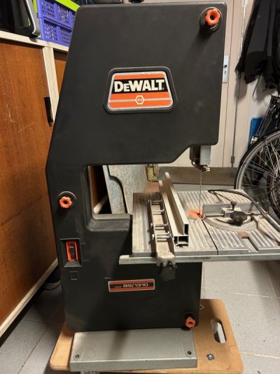 dewalt1.jpg dewalt1.jpg