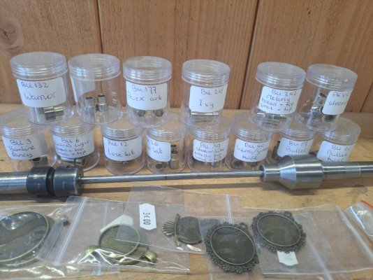 8 bushings en diverse kits.jpg