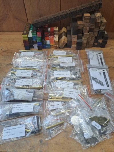 13 kits en blanks.jpg