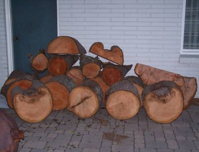 Black Cherry wood.jpg Black Cherry wood.jpg