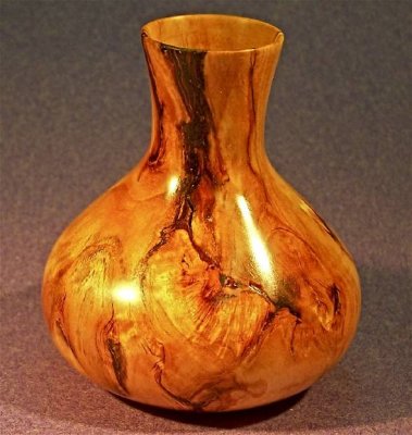 Willowburl bud vase.jpg Willowburl bud vase.jpg