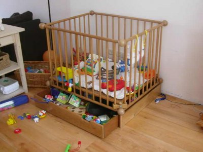 Box grenen.jpg Box grenen.jpg