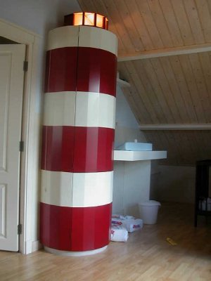 Vuurtorenkast met aankleedplank mdf.jpg Vuurtorenkast met aankleedplank mdf.jpg