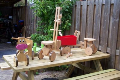 houten speelgoed 001.jpg houten speelgoed 001.jpg