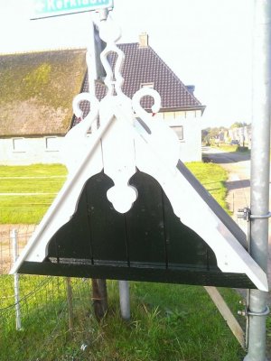 uilenbord.jpg uilenbord.jpg