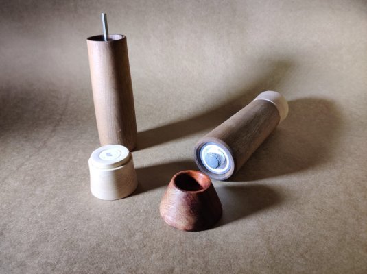 Pepermolens crushgrind.jpg