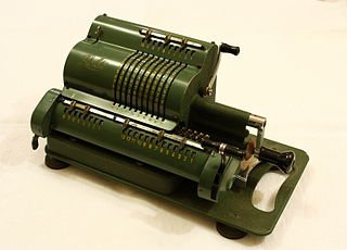 320px-Rokli_mechanical_calculator_1.jpg