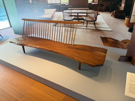 Nakashima Conoid Bench.jpeg Nakashima Conoid Bench.jpeg