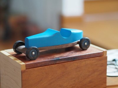 pinewood derby car race 4.jpg