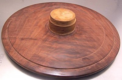 Black Walnut with wood.jpg Black Walnut with wood.jpg