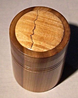 Cherry box 1.jpg Cherry box 1.jpg