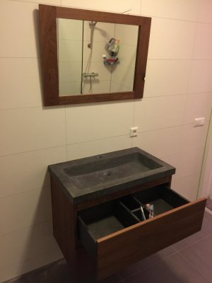 Badkamermeubel.jpg Badkamermeubel.jpg