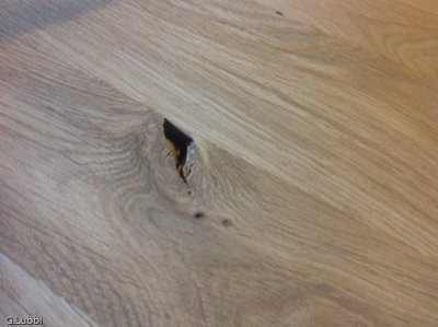 2015, eikenhout, knoest, tafel.jpg 2015, eikenhout, knoest, tafel.jpg