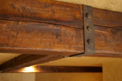 woodbeams1.jpg woodbeams1.jpg