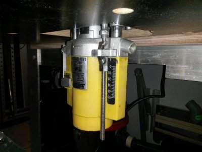 Bovenfrees met hoogte instelling 2.jpg Bovenfrees met hoogte instelling 2.jpg
