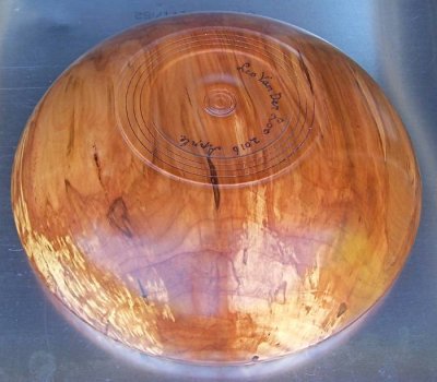 Spalted Applewood bowl bottom.jpg Spalted Applewood bowl bottom.jpg