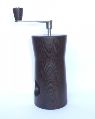 Muskatnussmühle.jpg Muskatnussmühle.jpg