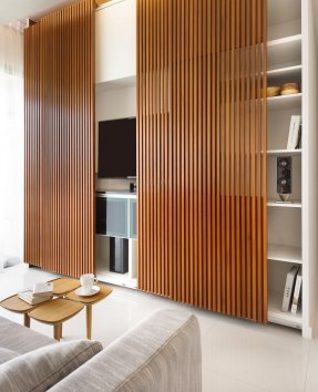 Kast JB HD.jpg Kast JB HD.jpg
