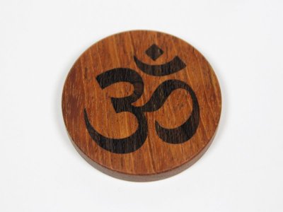 Pendant Om Jatoba Ziricote.jpg Pendant Om Jatoba Ziricote.jpg