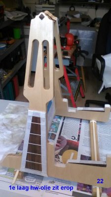 22 1e laag hw-olie erop.jpg 22 1e laag hw-olie erop.jpg