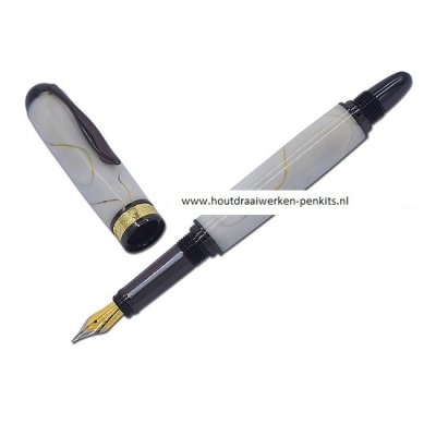 JR Gentleman II Fountain pen kits  Gun metaal + Gold.jpg