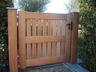 houten-looppoort-dicht-hout-blank-hardhouten-poorten-farm-poorten-1-940x705.jpg houten-looppoort-dicht-hout-blank-hardhouten-poorten-farm-poorten-1-940x705.jpg