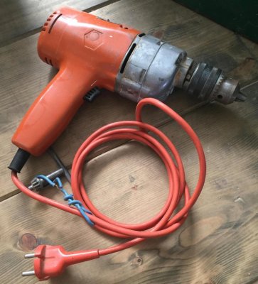 Uitleg Aandringen bidden Te koop Black & Decker boormachine met véél accessoires | Woodworking.nl