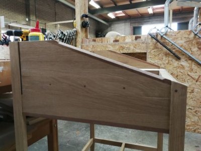 teak deuvels.jpg teak deuvels.jpg