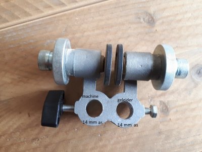 Hammer n800 ondergeleider.jpg Hammer n800 ondergeleider.jpg