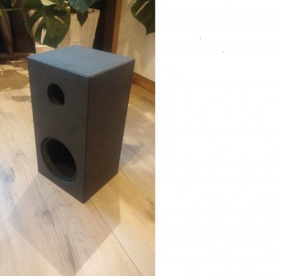 speaker.jpg speaker.jpg