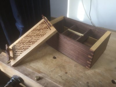 Houndstooth box 3.jpg Houndstooth box 3.jpg
