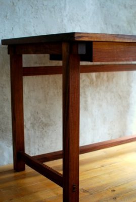 desk side view.jpg desk side view.jpg