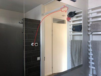 spiegeldeurScheef.jpg spiegeldeurScheef.jpg