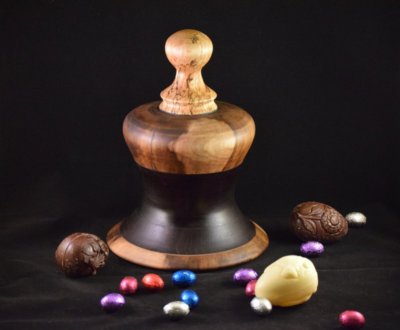 easter_bell_standing.jpg easter_bell_standing.jpg