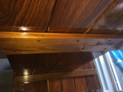 durfde de schroeven niet geheel te verzinken bang om door te schieten aan de bovenkant durfde de schroeven niet geheel te verzinken bang om door te schieten aan de bovenkant