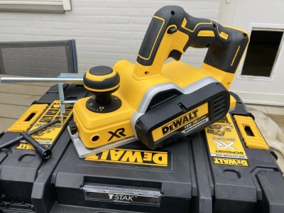 Azijn kolonie schoolbord Dewalt DCP580 NT Schaafmachine (Te koop) | Woodworking.nl