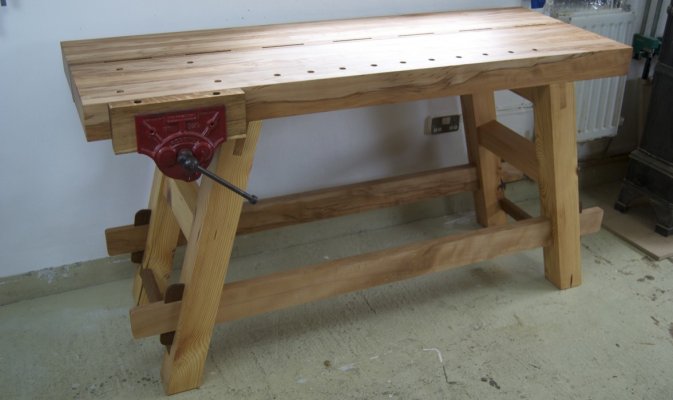moroubo-woodworking-bench2-e1448484260875.jpg